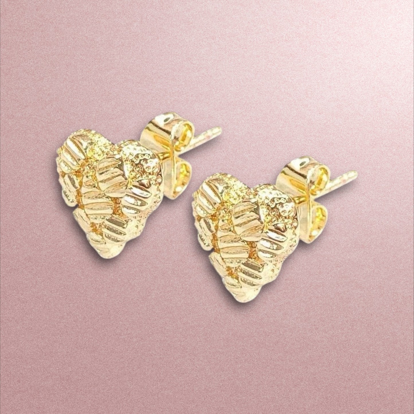 Broquel corazón barroco / Oro Laminado 18K