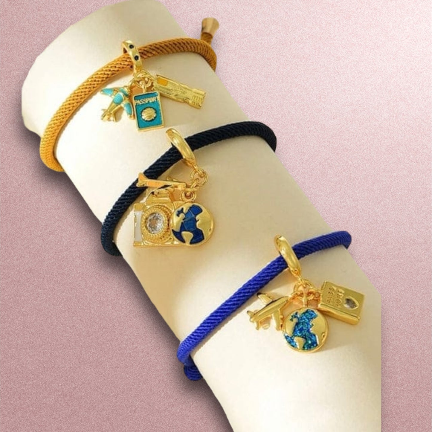 Journey thread bracelet / 18K Laminated Gold