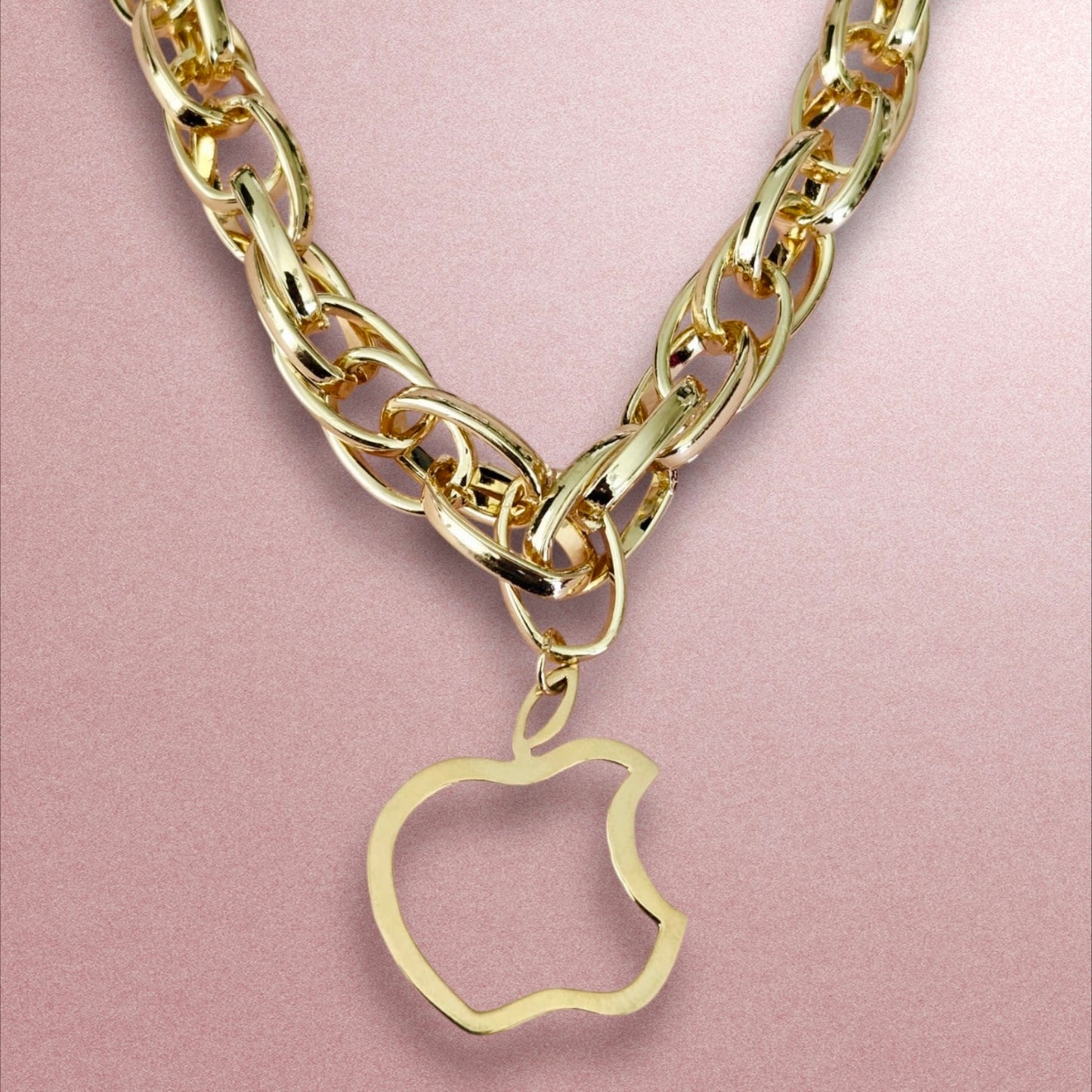 Collar corto / Oro Laminado 18K