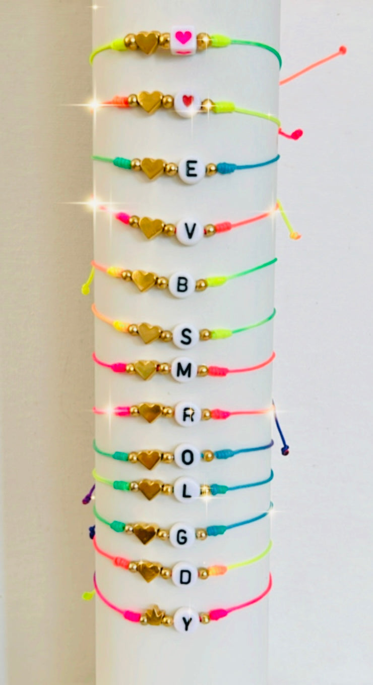 Pulsera de hilo Letras / Chapa de Oro 14K