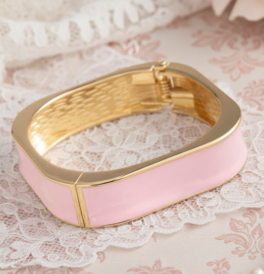 Brazalete Cuadrado / Oro Laminado 18K