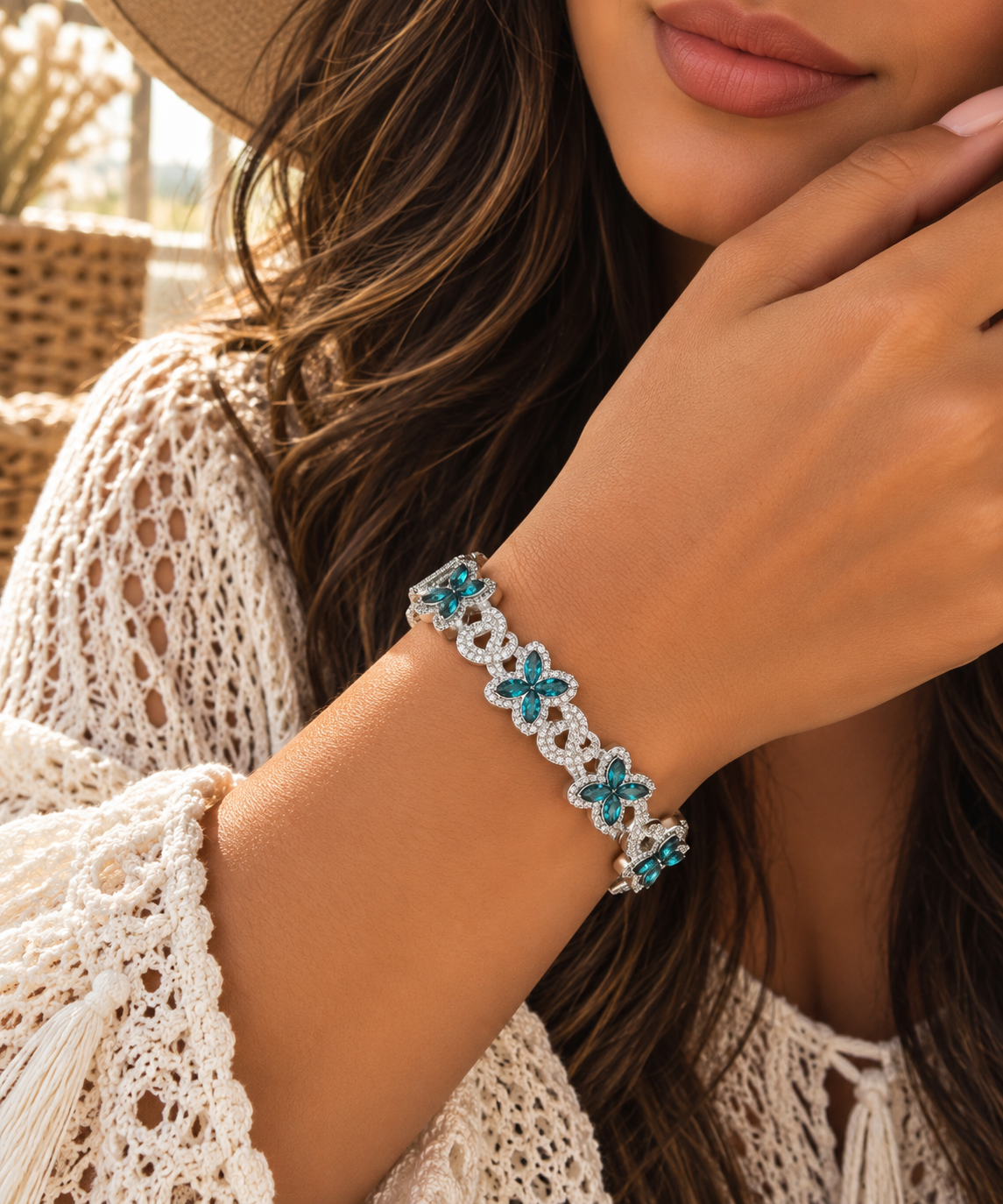 Pulsera Clover bracelet / Oro Laminado 18K
