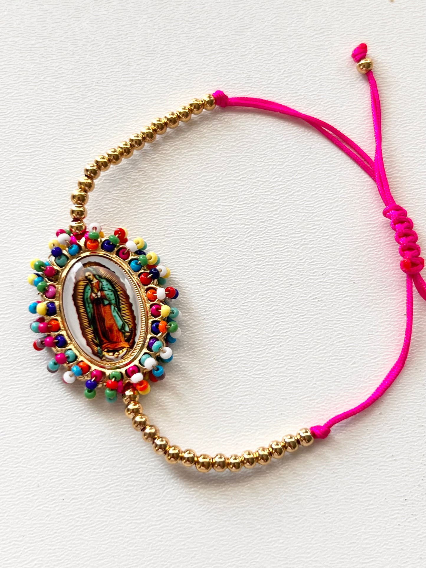 Pulsera de hilo Virgen de Guadalupe / Chapa de Oro 14k