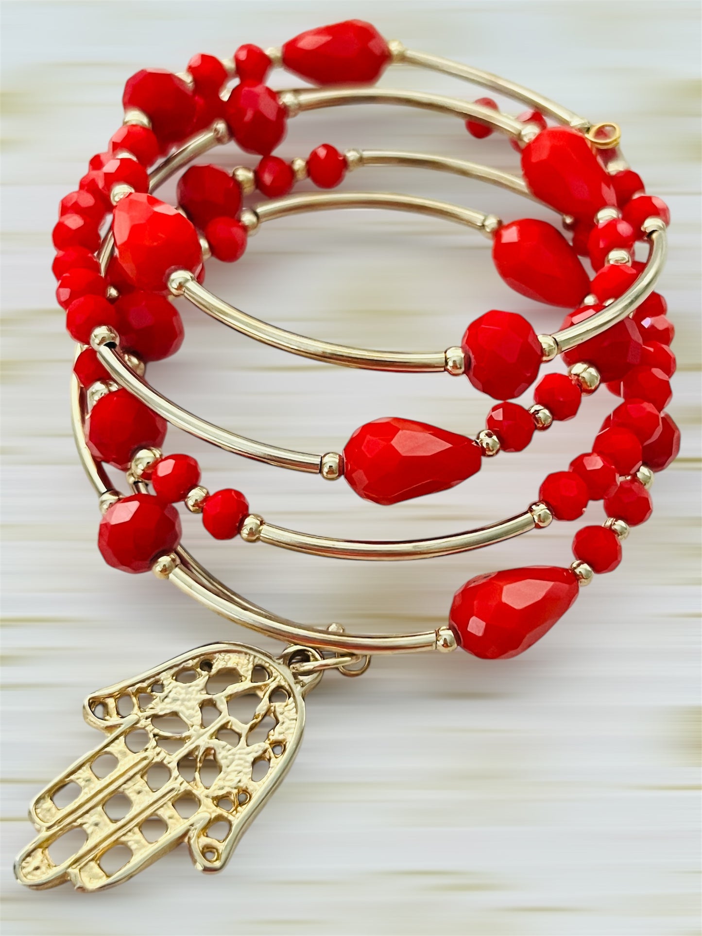 Espiral con Mano de Fátima 🪬 / Chapa de Oro 14K