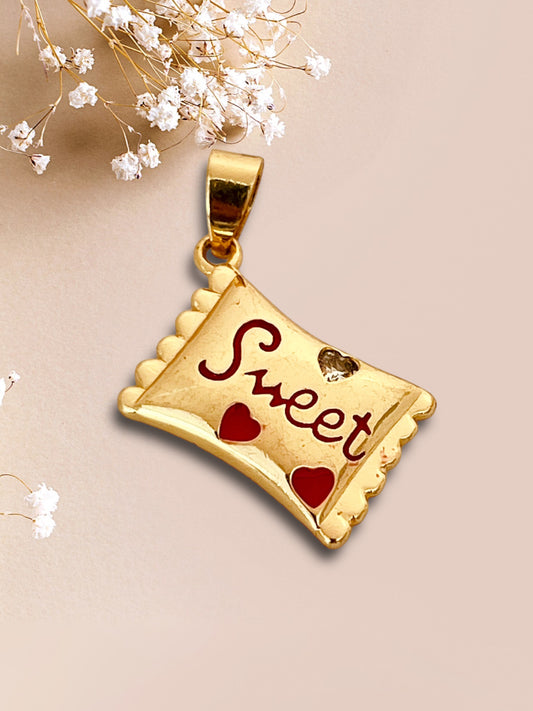 Sweet Pendant / 18K Gold Plated