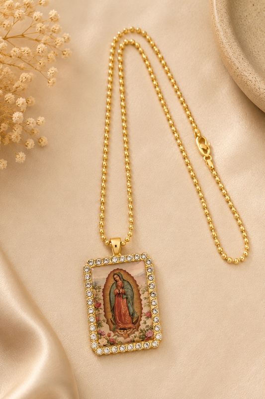 Cadena y medalla