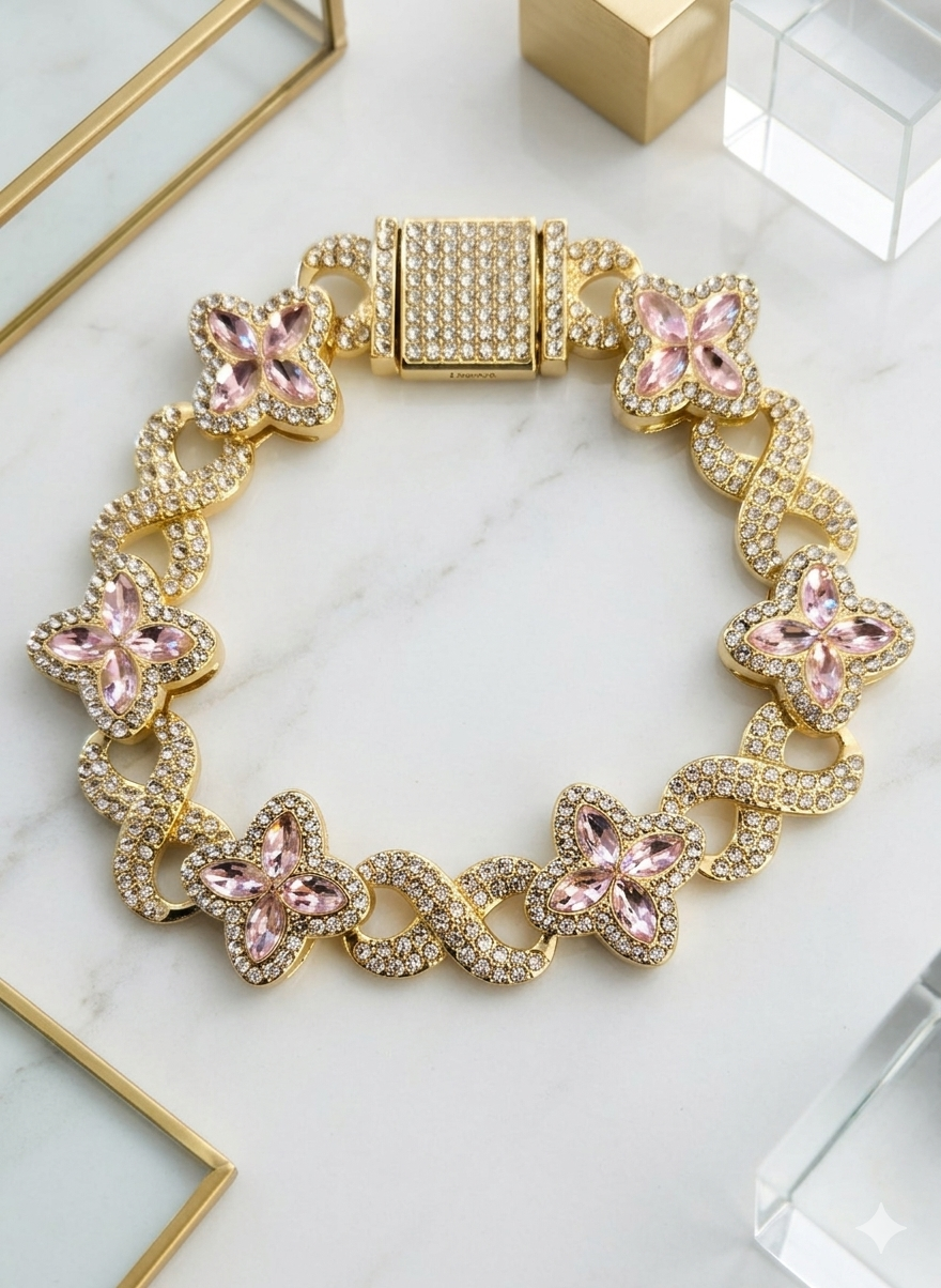 Pulsera Clover bracelet / Oro Laminado 18K