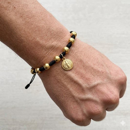 Pulsera de hilo San Benito  / Chapa de Oro 14K