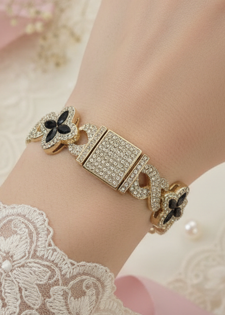 Pulsera Clover bracelet / Oro Laminado 18K